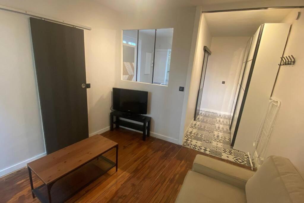 Grand Studio Refait A Neuf ! Yerres Buitenkant foto